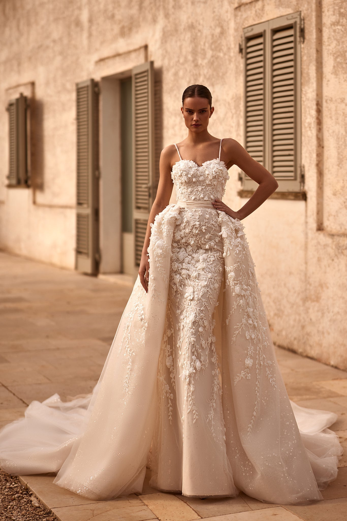 3 IN 1 WEDDING DRESS