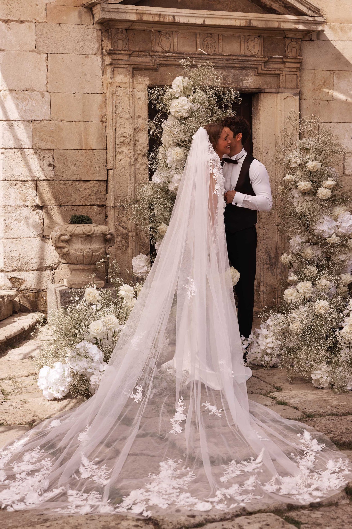 FAYNA-21 Wedding Dress