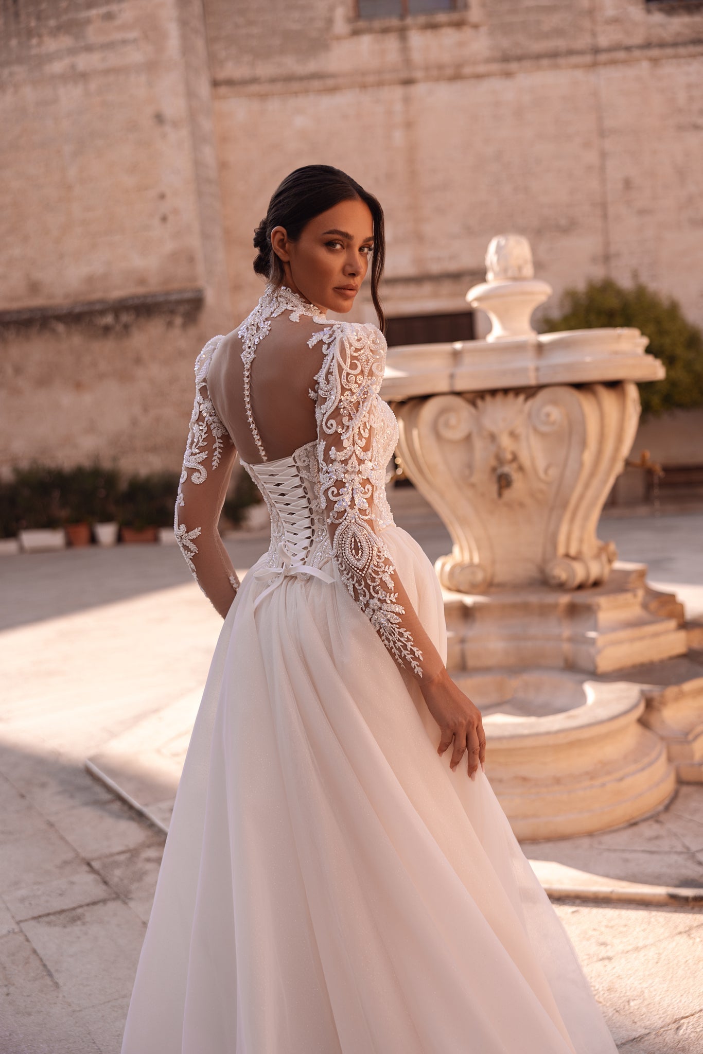 KIARA WEDDING DRESS