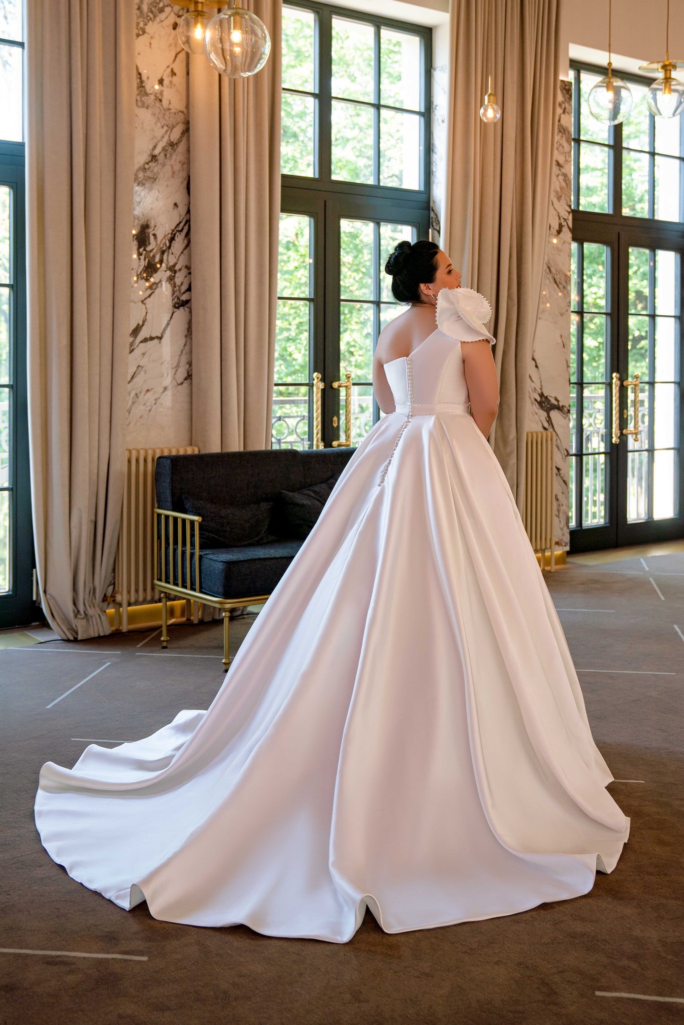 NINA WEDDING DRESS
