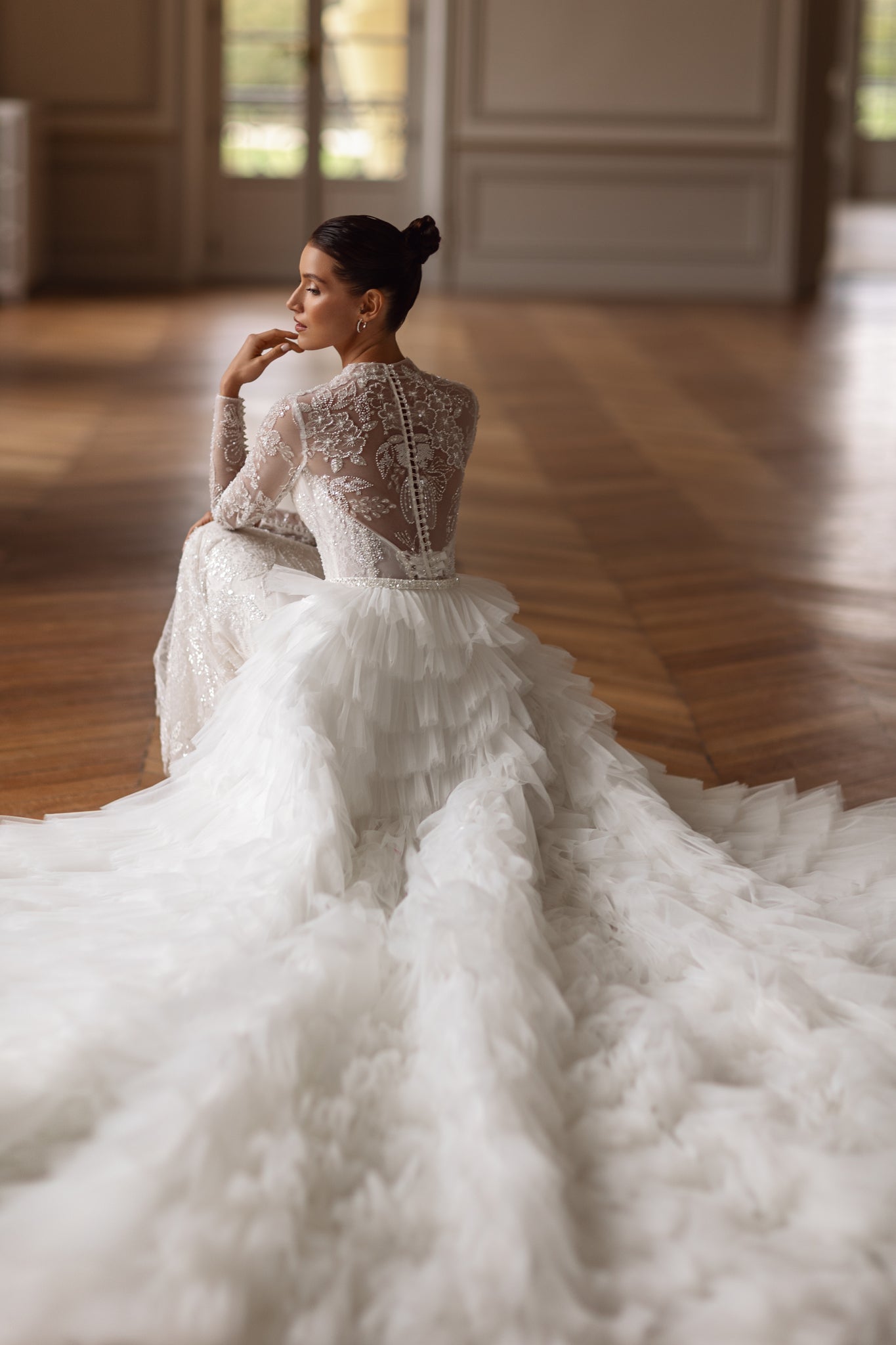 Wedding Dress with Optional Train