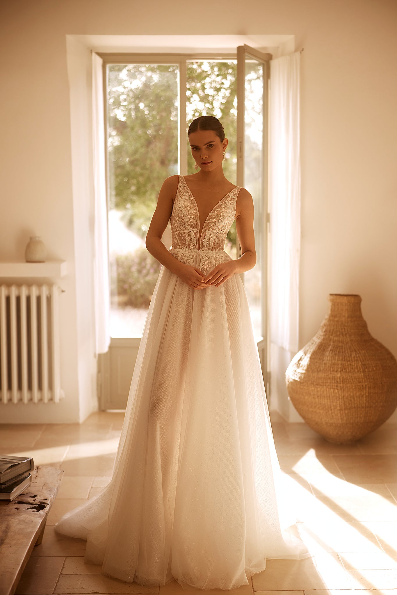 Wedding Dress with V-Neckline and Open Back