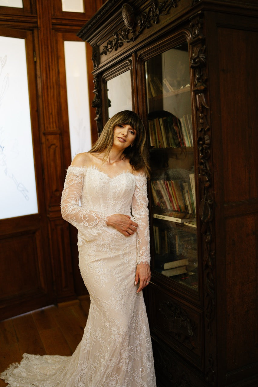 Luxury Off-Shoulder Lace Mermaid Wedding Dress with Long Sleeves