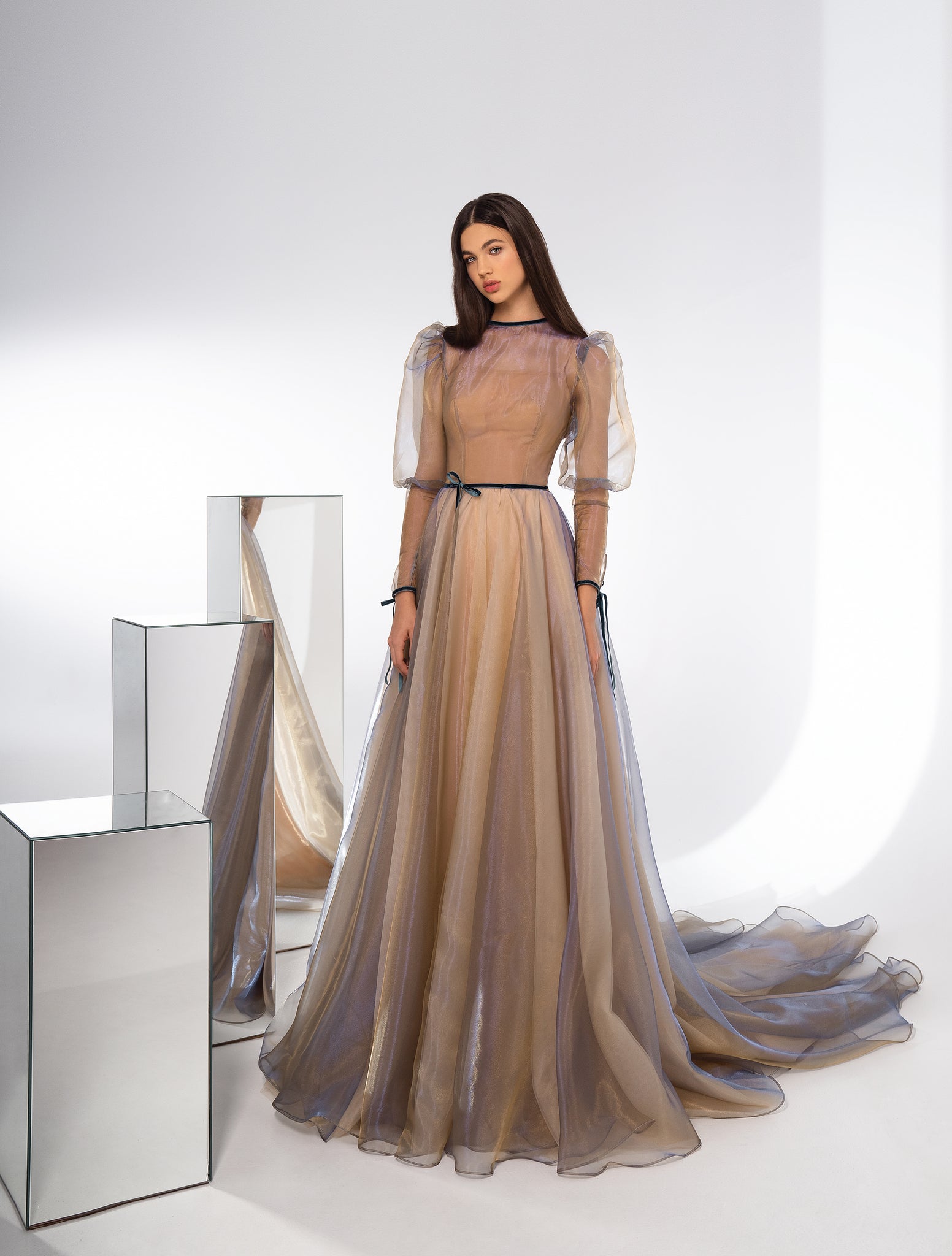EVENING DRESS WAVES