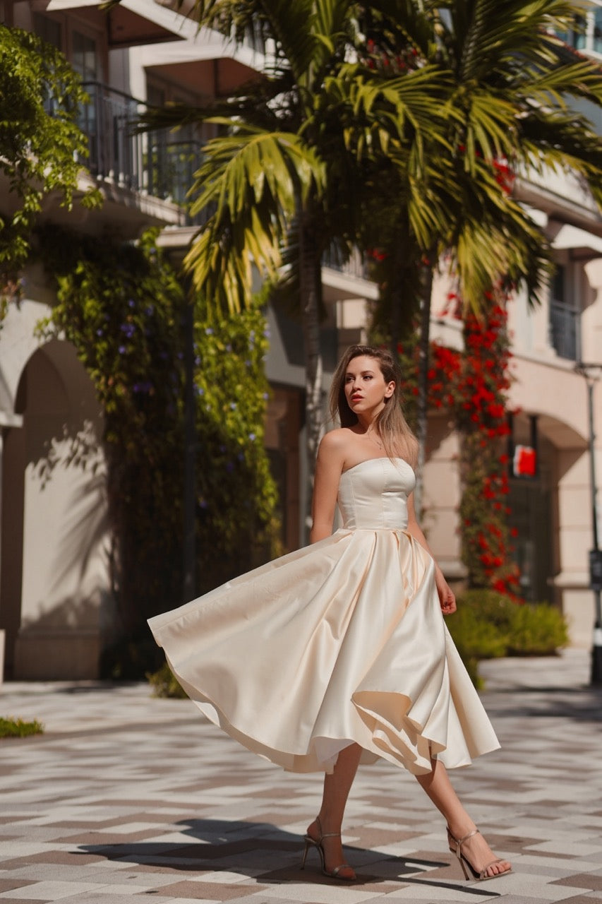 ELEGANT STRAPLESS TAFFETA MIDI DRESS