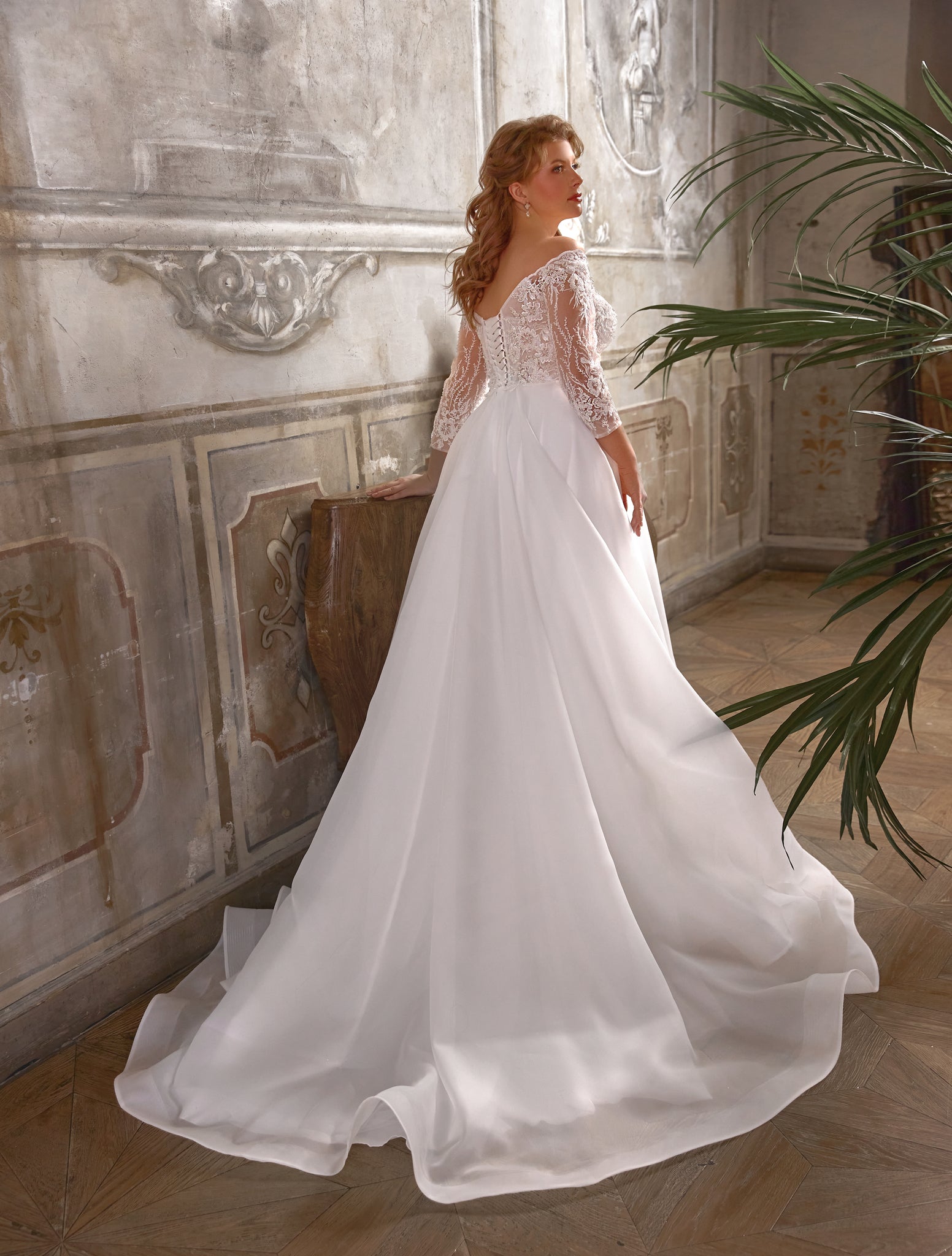 GRAND FEEL WEDDING DRESS IN ORGANZA