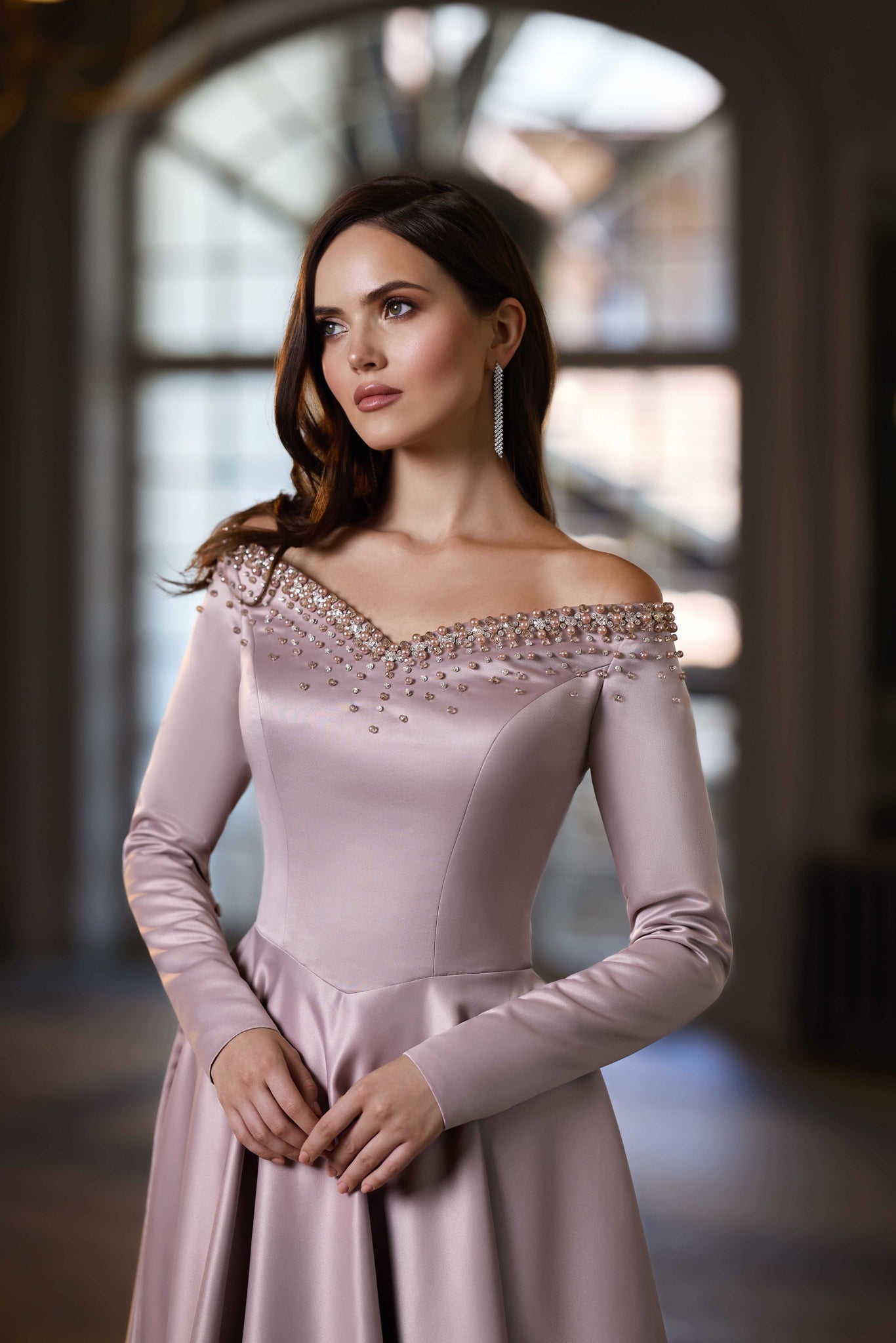WEDDING DRESSES WITH LONG SLEEVES