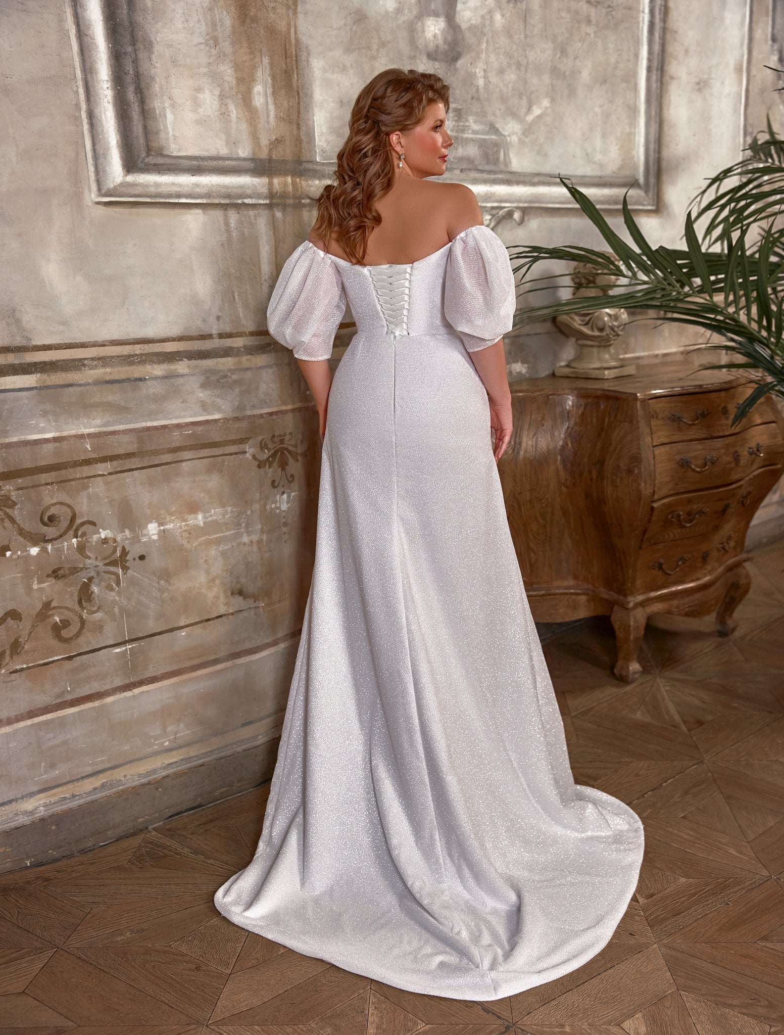 WEDDING DRESS IN LUREX FABRIC WITH SHIMMER